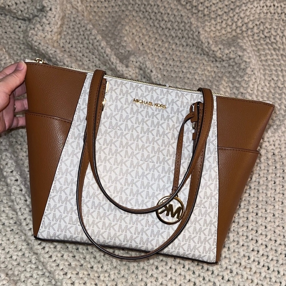 Michael Kors Charlotte Vanilla top zip tote shoulder bag